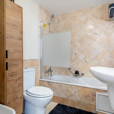 Duplex Oceanview Heated Pool,