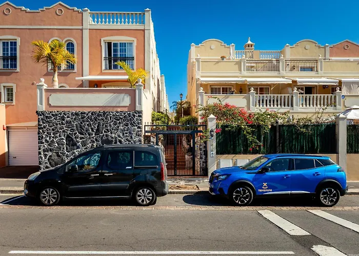 Duplex Oceanview Heated Pool, アパート