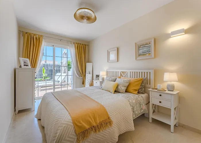 Duplex Oceanview Heated Pool, アパート パルム・マール